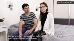 Русскую целку развели на секс